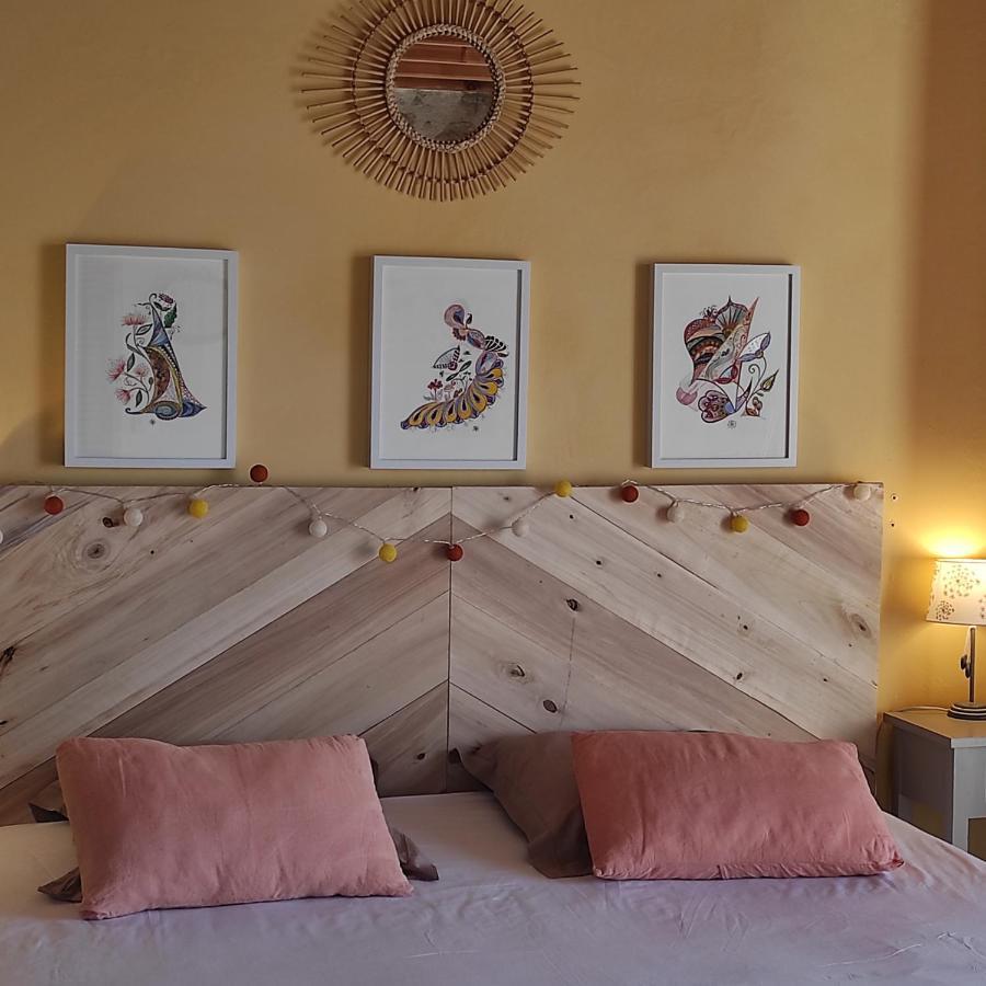 Bout De Cote Bed and Breakfast Lacam-dʼOurcet Eksteriør billede