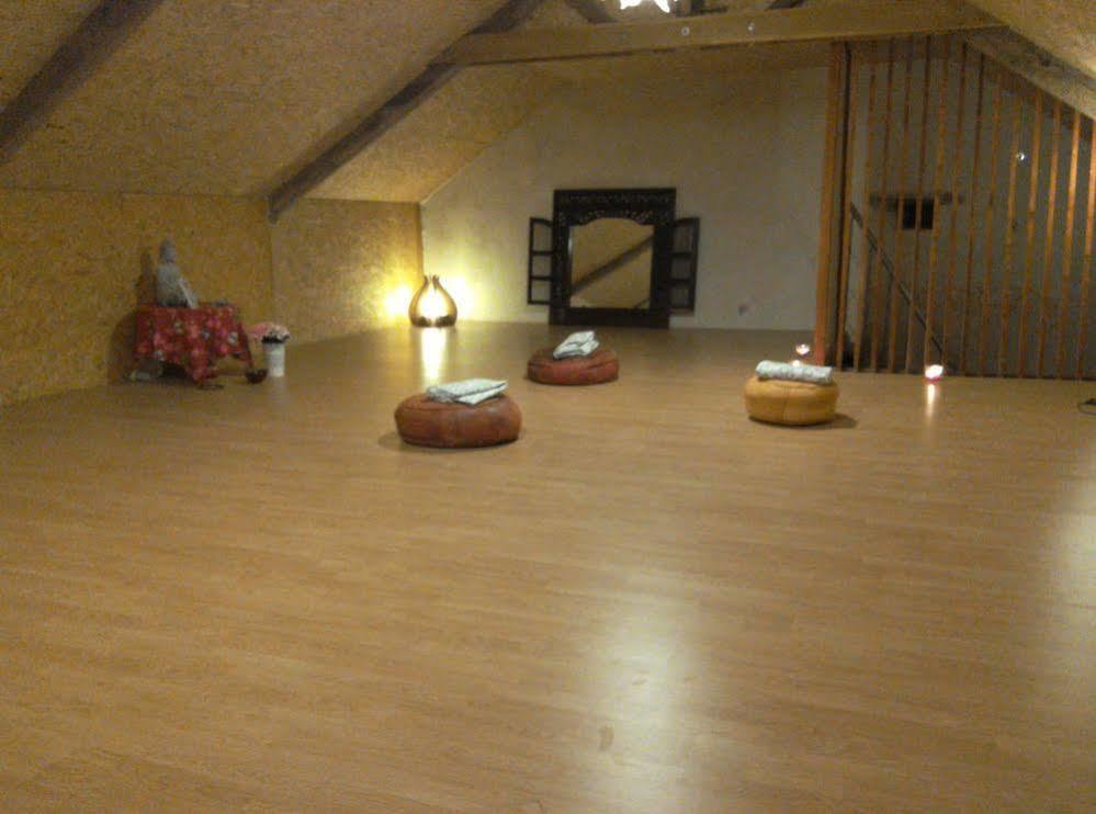 Bout De Cote Bed and Breakfast Lacam-dʼOurcet Eksteriør billede